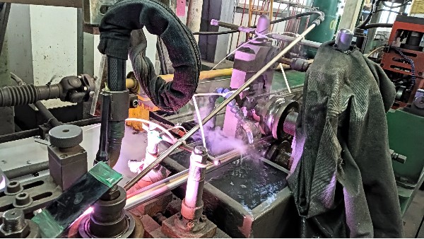 不銹鋼管酸洗鈍化，究竟有何奧秘？