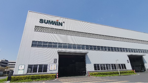 不銹鋼管想要用得好，拋光處理少不了